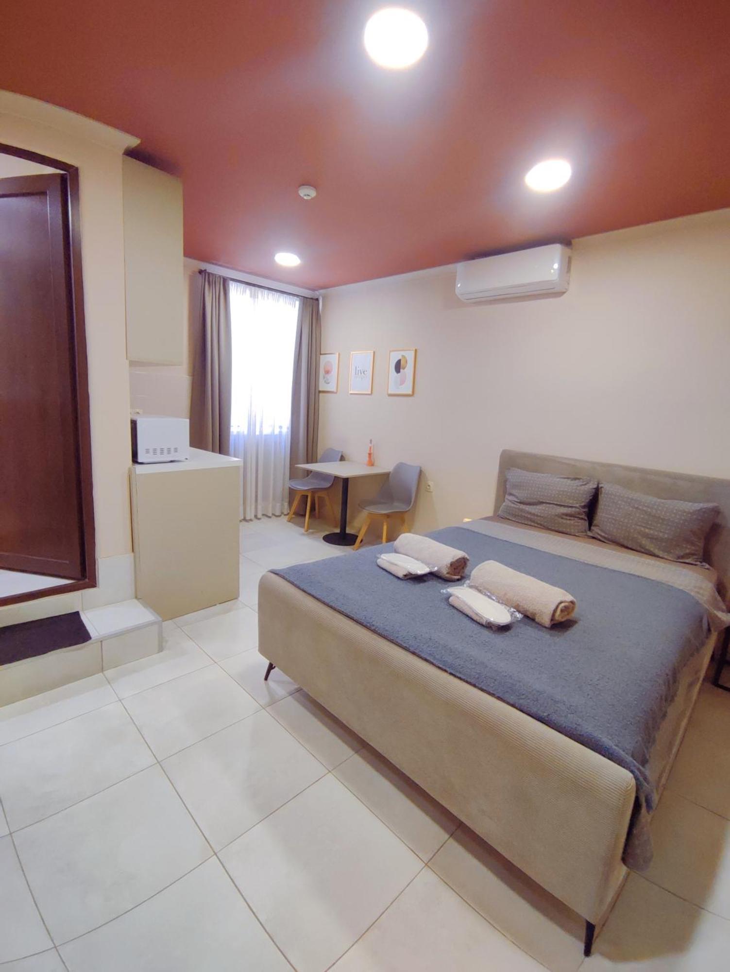 Salve Rooms2 Tabidze Апартаменты *